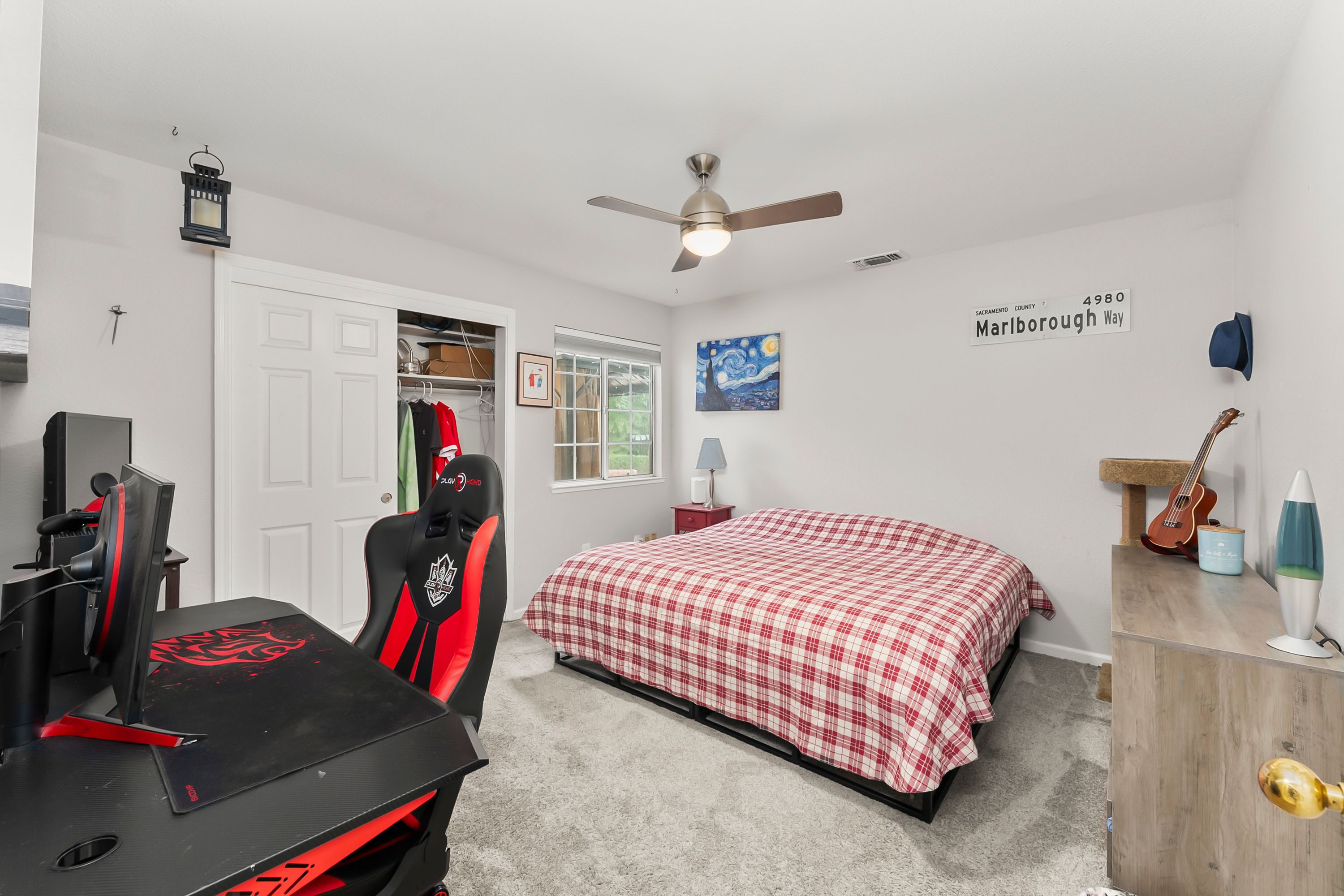  2230 Hillcrest Way, Carmichael, CA 95608 - 物件實景