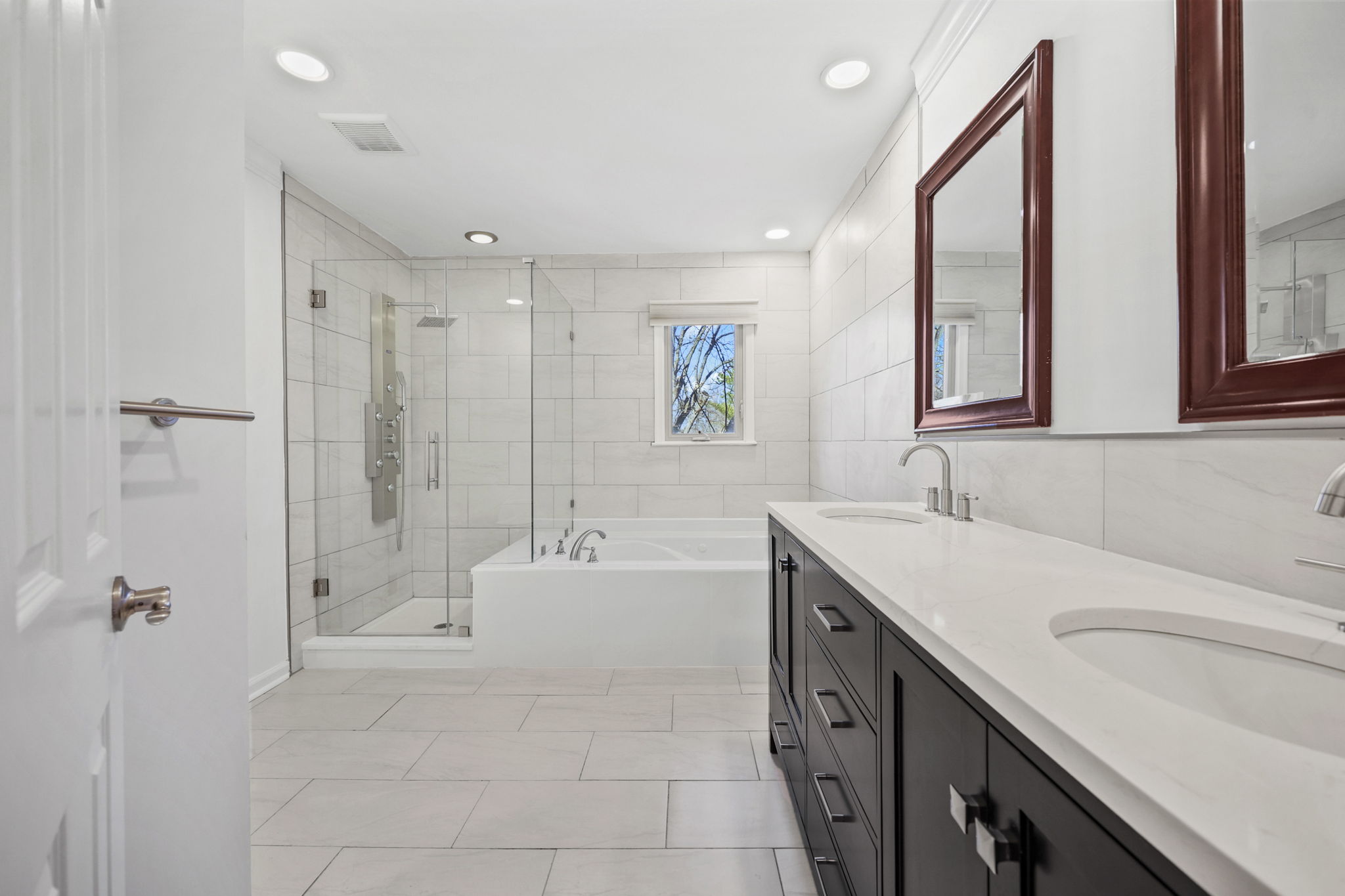  27 Meadow Lane - 物件實景