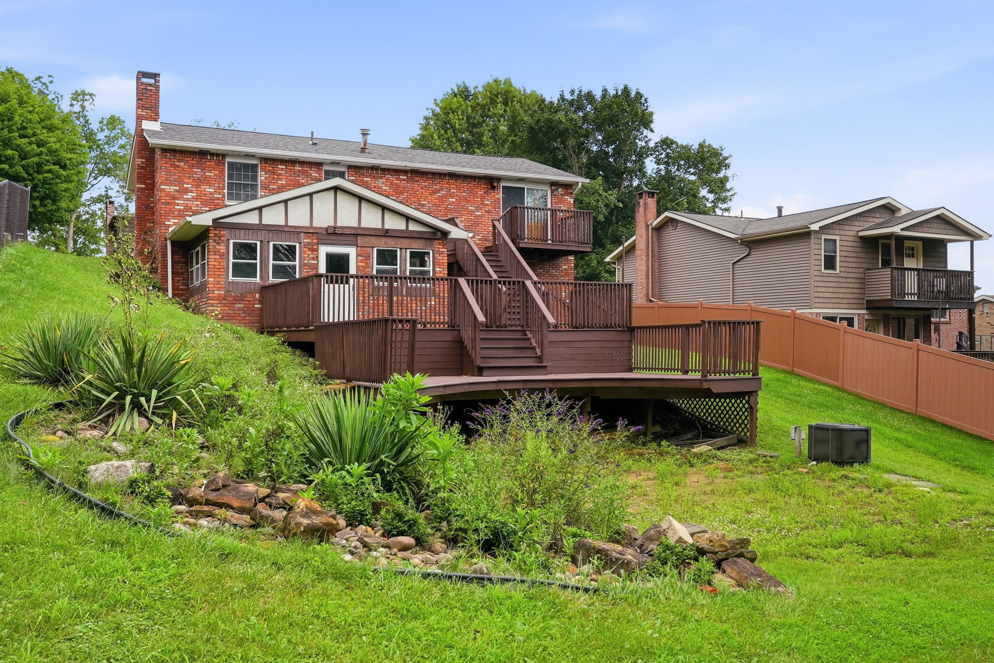  145 Karen Drive, Elizabeth, PA 15037 - 物件實景
