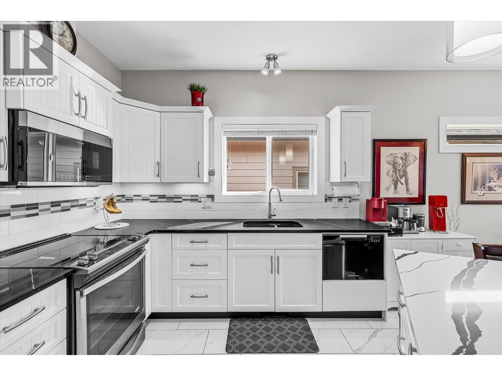 WESTBANK, British Columbia, V4T 3A5, CA, 2 Bedrooms Bedrooms, ,2 BathroomsBathrooms,Residential,For Sale,1950247