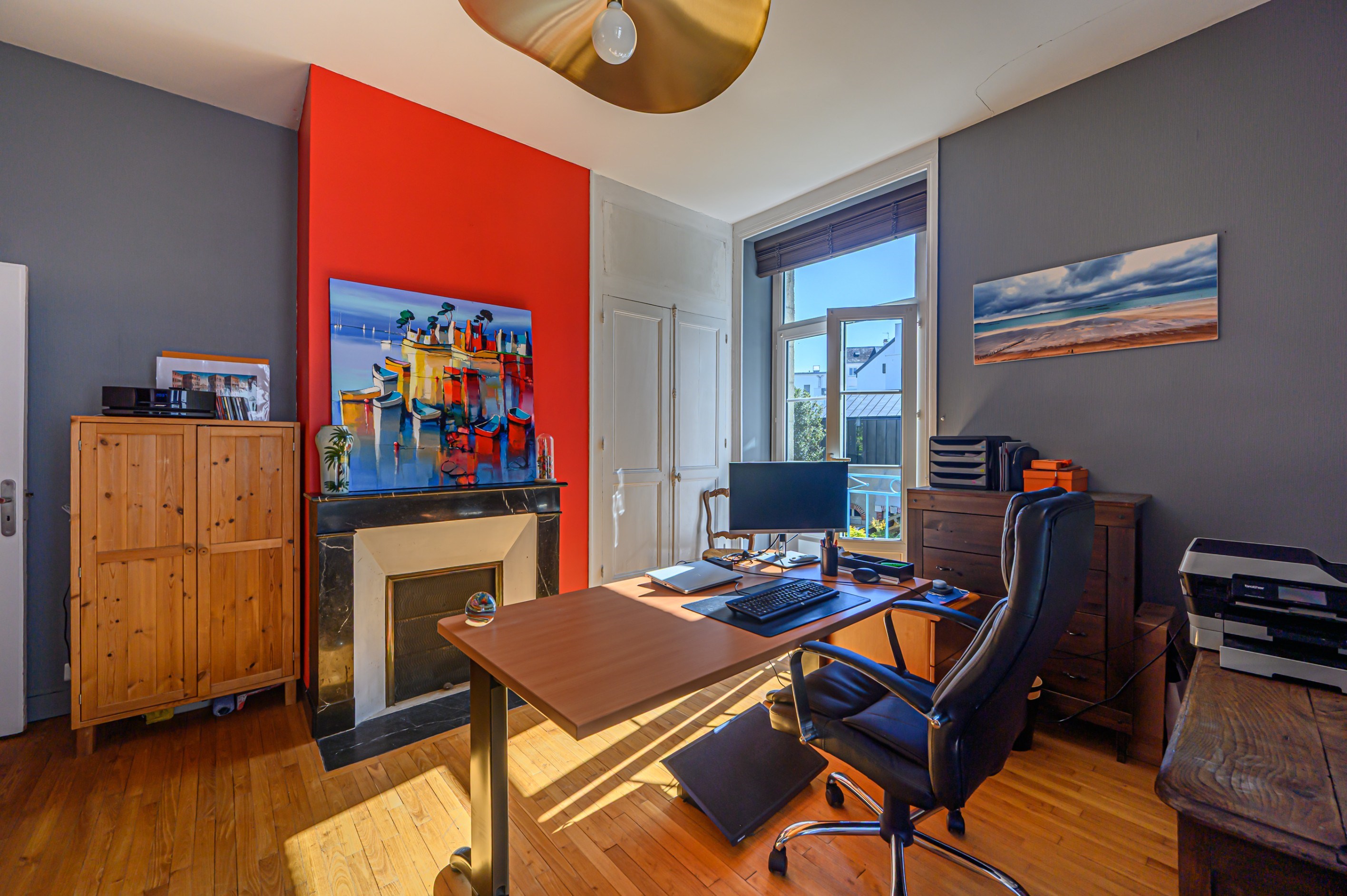  Vannes City Center: Splendid Period Residence with Large Garage and Enclosed Ga… - 物件實景