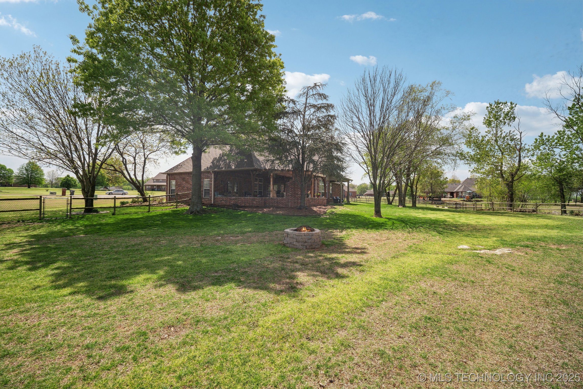 Claremore, Oklahoma, 74019, United States, 4 Bedrooms Bedrooms, ,4 BathroomsBathrooms,Residential,For Sale,1770559