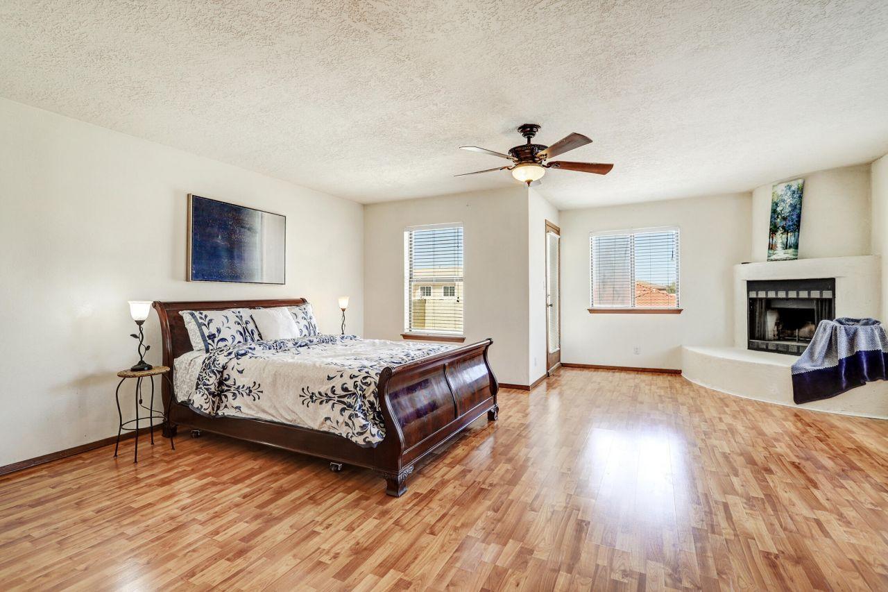 Albuquerque, New Mexico, 87122, United States, 3 Bedrooms Bedrooms, ,3 BathroomsBathrooms,Residential,For Sale,1768217