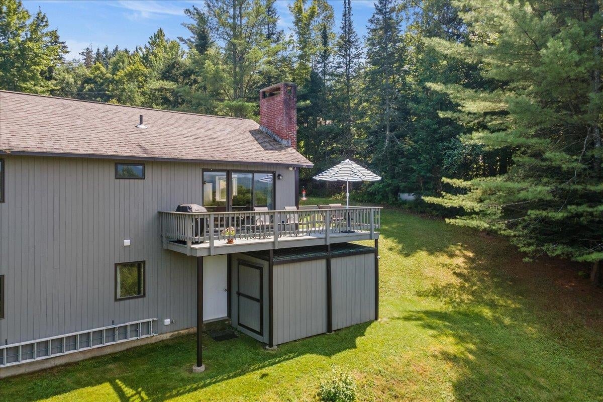 Stowe, Vermont, 05672, United States, 3 Bedrooms Bedrooms, ,2 BathroomsBathrooms,Residential,For Sale,1907047