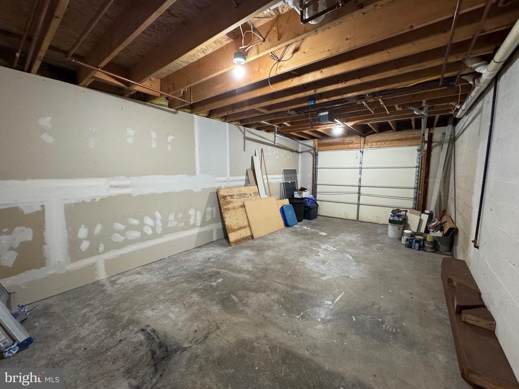 MATHIAS, West Virginia, 26812, United States, 3 Bedrooms Bedrooms, ,3 BathroomsBathrooms,Residential,For Sale,1898386