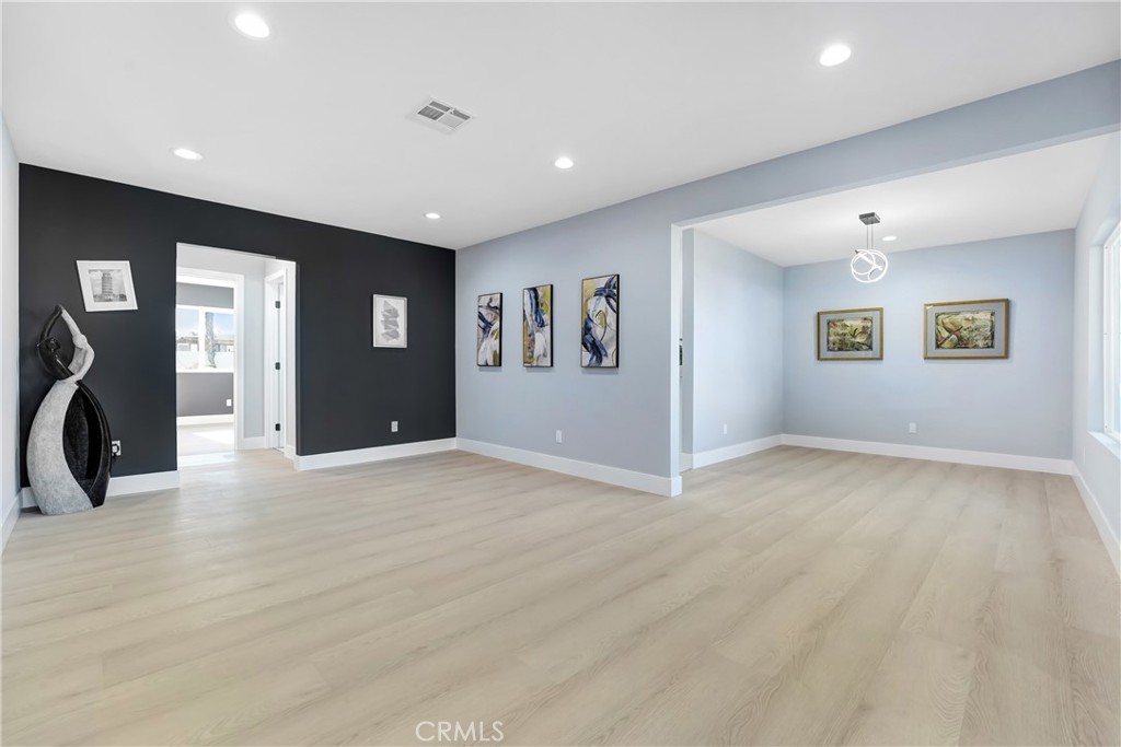 Palmdale, California, 93550, United States, 4 Bedrooms Bedrooms, ,2 BathroomsBathrooms,Residential,For Sale,2011344