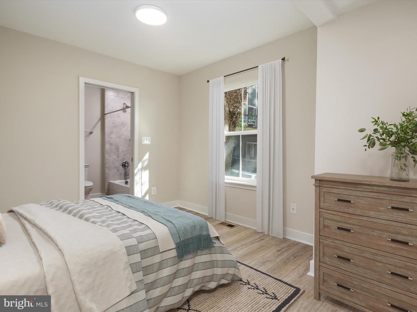 Glen Burnie, Maryland, 21060, United States, 3 Bedrooms Bedrooms, ,2 BathroomsBathrooms,Residential,For Sale,1958960