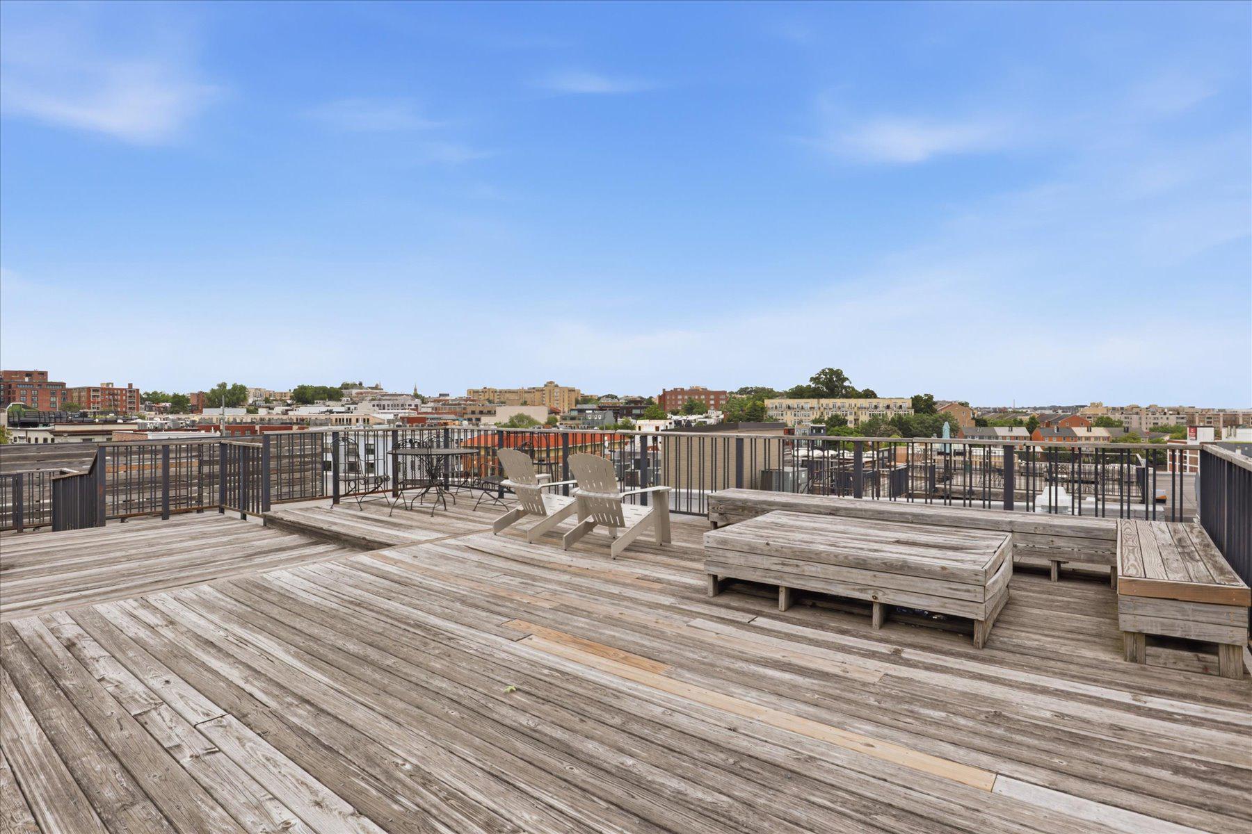  1811 Wyoming Avenue NW, Washington, DC, 20009 - 物件實景