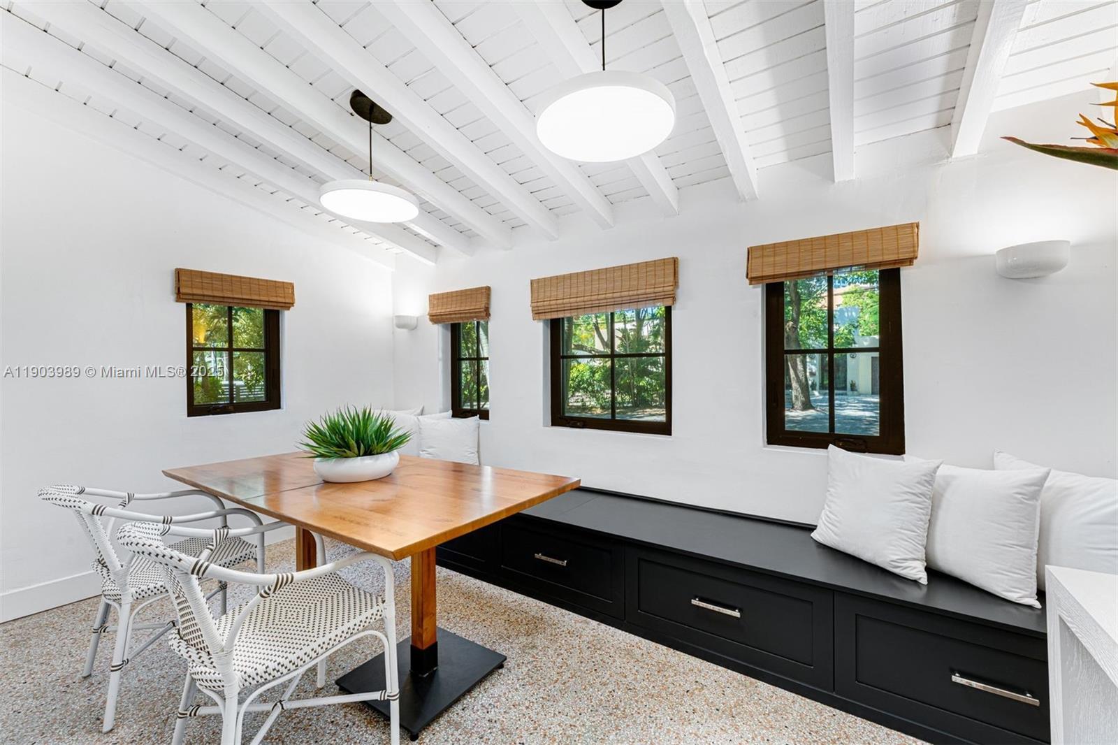 Miami, Florida, 33133, United States, 4 Bedrooms Bedrooms, ,4 BathroomsBathrooms,Residential,For Sale,1994677