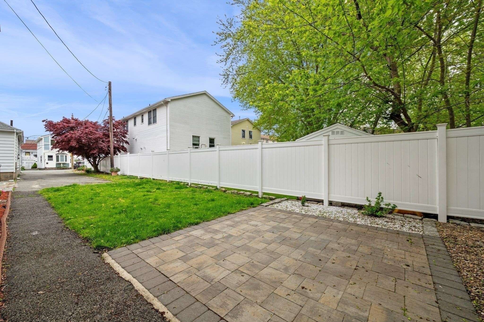 Revere, Massachusetts, 02151, United States, 2 Bedrooms Bedrooms, ,3 BathroomsBathrooms,Residential,For Sale,2008626
