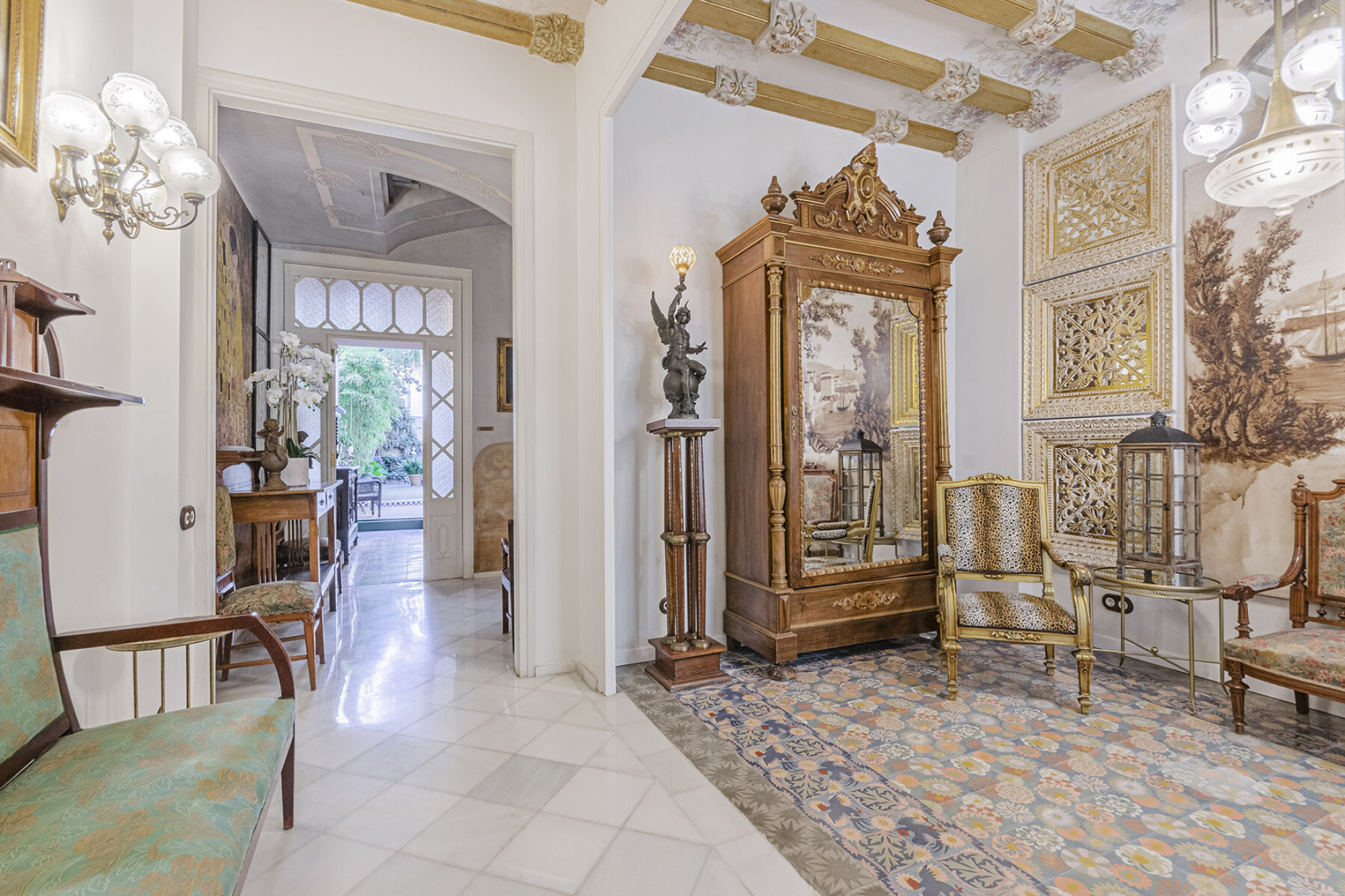  Modernist mansion designed by Domenech i Muntaner a few steps from the sea. - 物件實景
