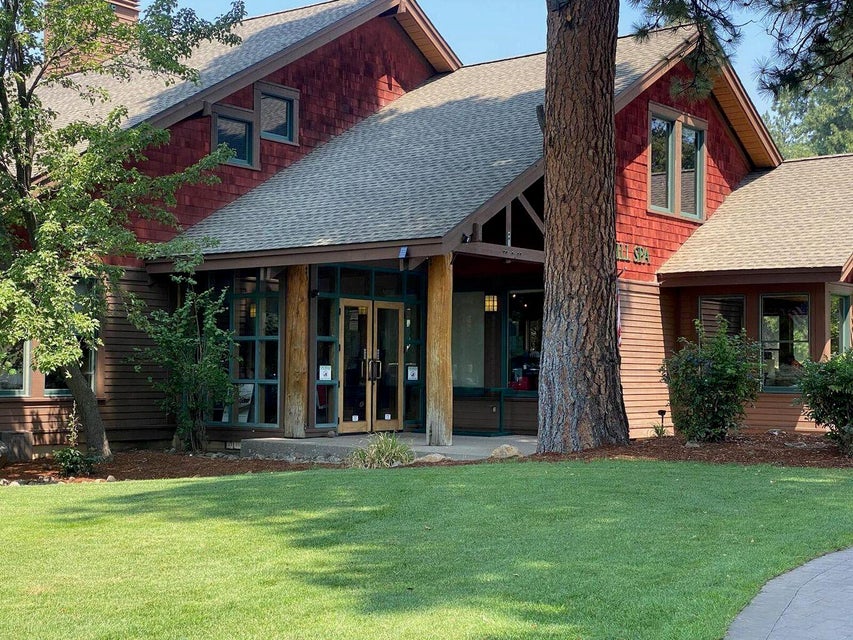 KLAMATH FALLS, Oregon, 97601, United States, 3 Bedrooms Bedrooms, ,3 BathroomsBathrooms,Residential,For Sale,1973852