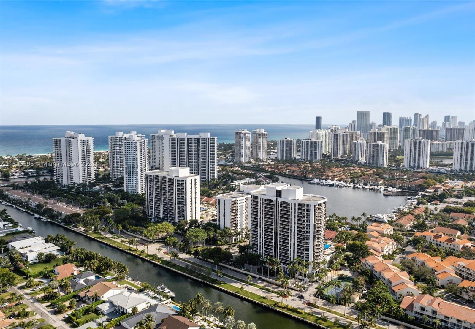 Aventura, Florida, 33180, United States, 2 Bedrooms Bedrooms, ,2 BathroomsBathrooms,Residential,For Sale,1897666