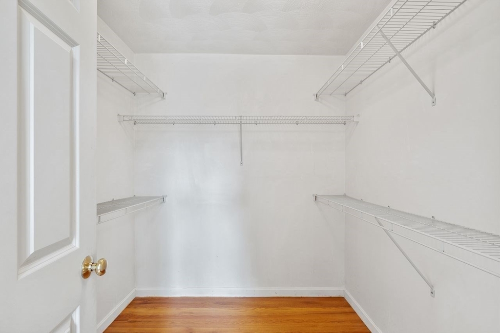 Peabody, Massachusetts, 01960, United States, 5 Bedrooms Bedrooms, ,4 BathroomsBathrooms,Residential,For Sale,1913730