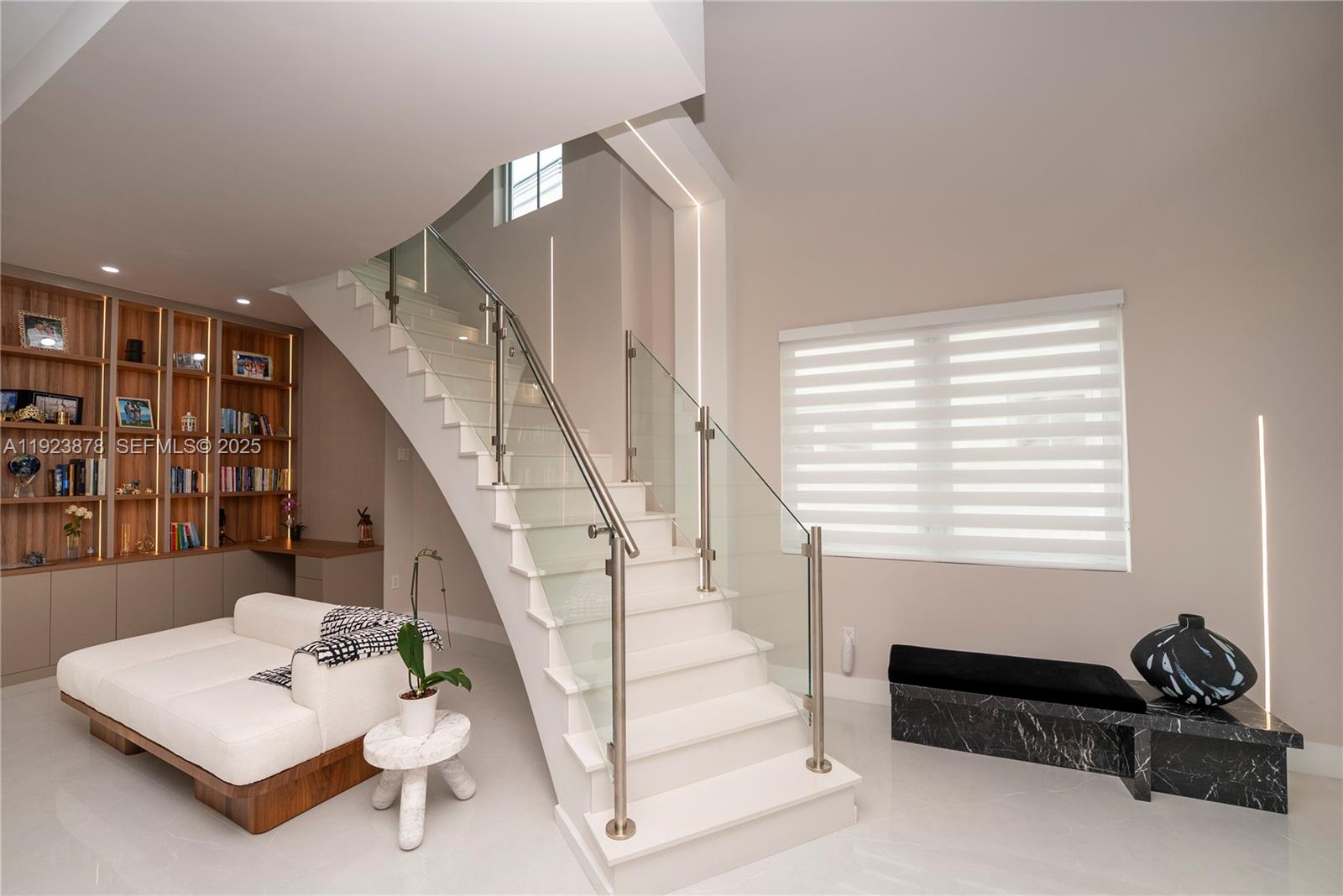 Doral, Florida, 33122, United States, 4 Bedrooms Bedrooms, ,5 BathroomsBathrooms,Residential,For Sale,2002186