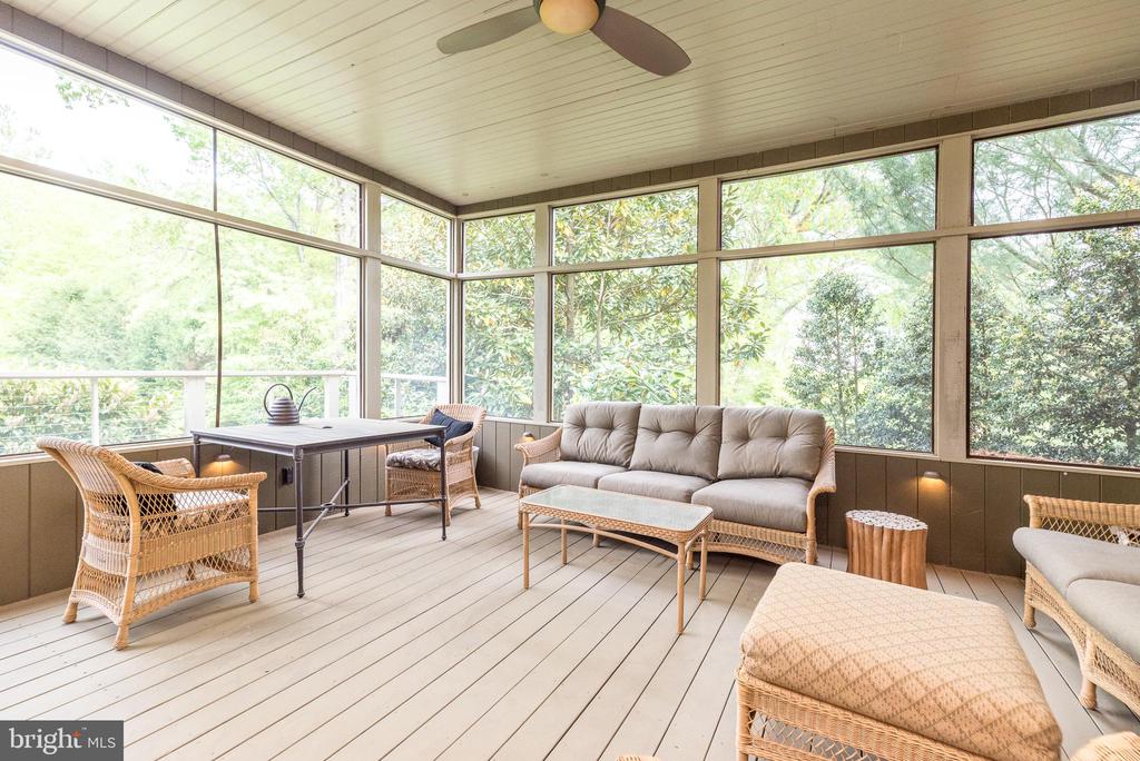 Point Pleasant, Pennsylvania, 18950, United States, 4 Bedrooms Bedrooms, ,6 BathroomsBathrooms,Residential,For Sale,1794565