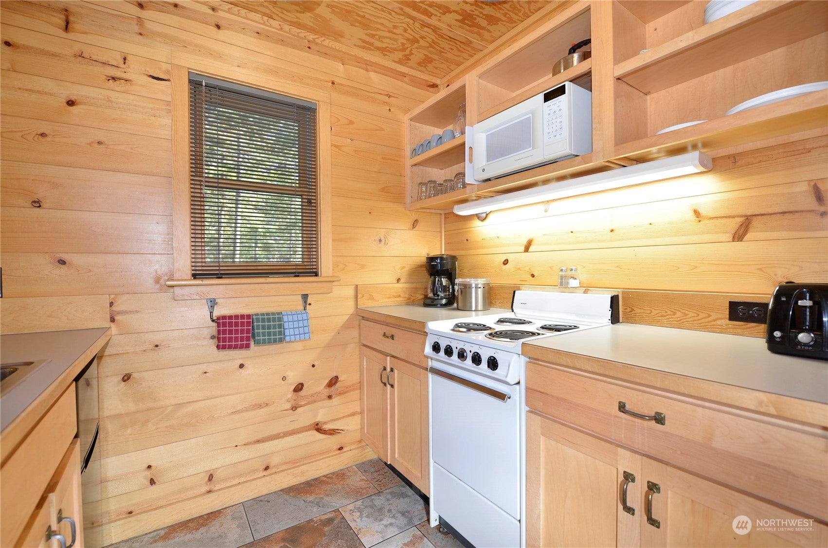 17798 Hwy 20 #C-7 C-7, Mazama, Washington, 98833, United States, 2 Bedrooms Bedrooms, ,Residential,For Sale,17798 Hwy 20 #C-7 C-7,1614012