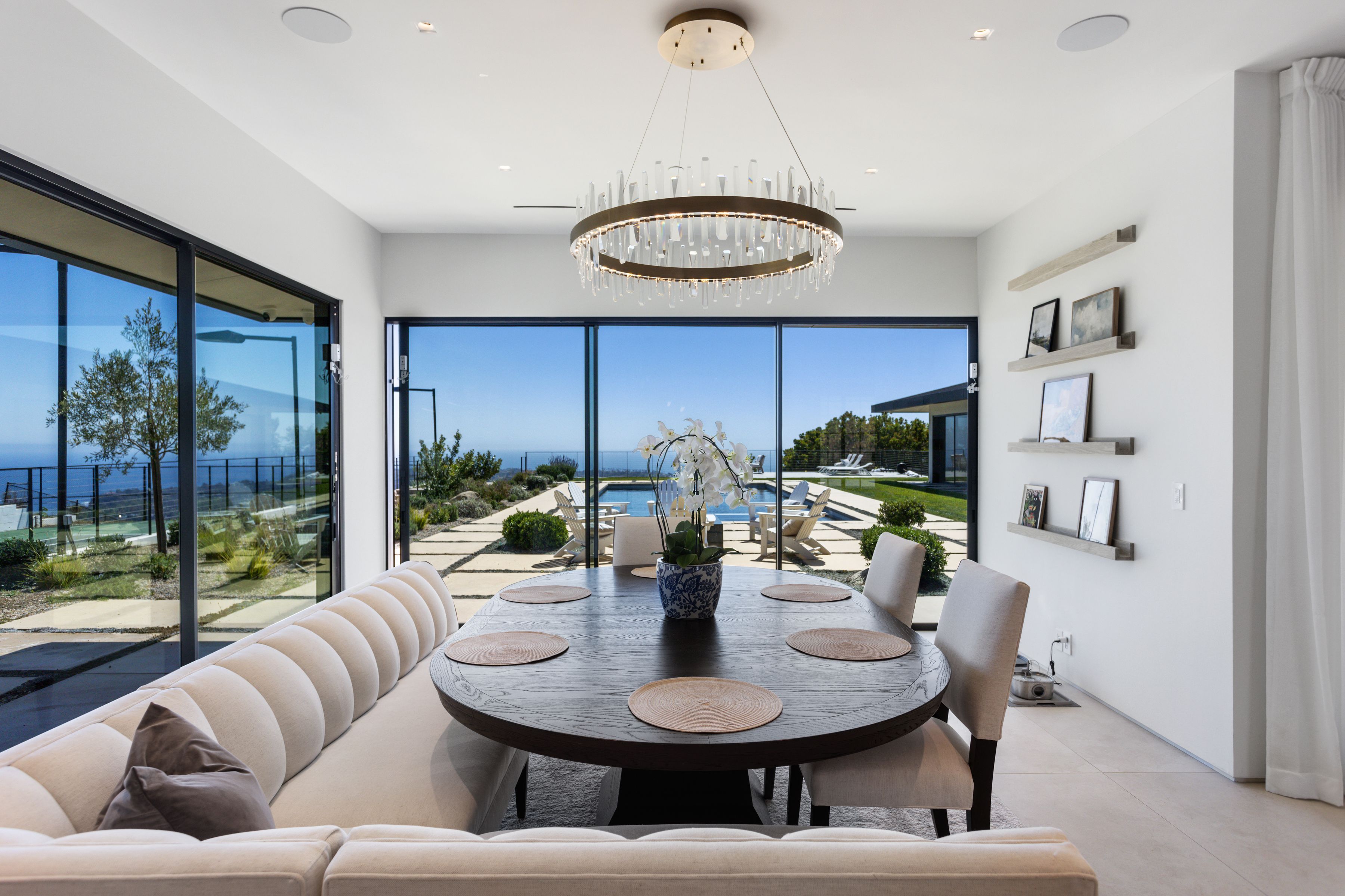  5837 Murphy Way - 物件實景