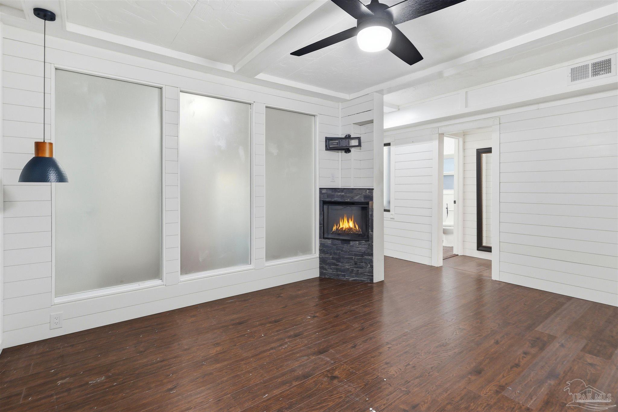 Milton, Florida, 32583, United States, 3 Bedrooms Bedrooms, ,4 BathroomsBathrooms,Residential,For Sale,1991354