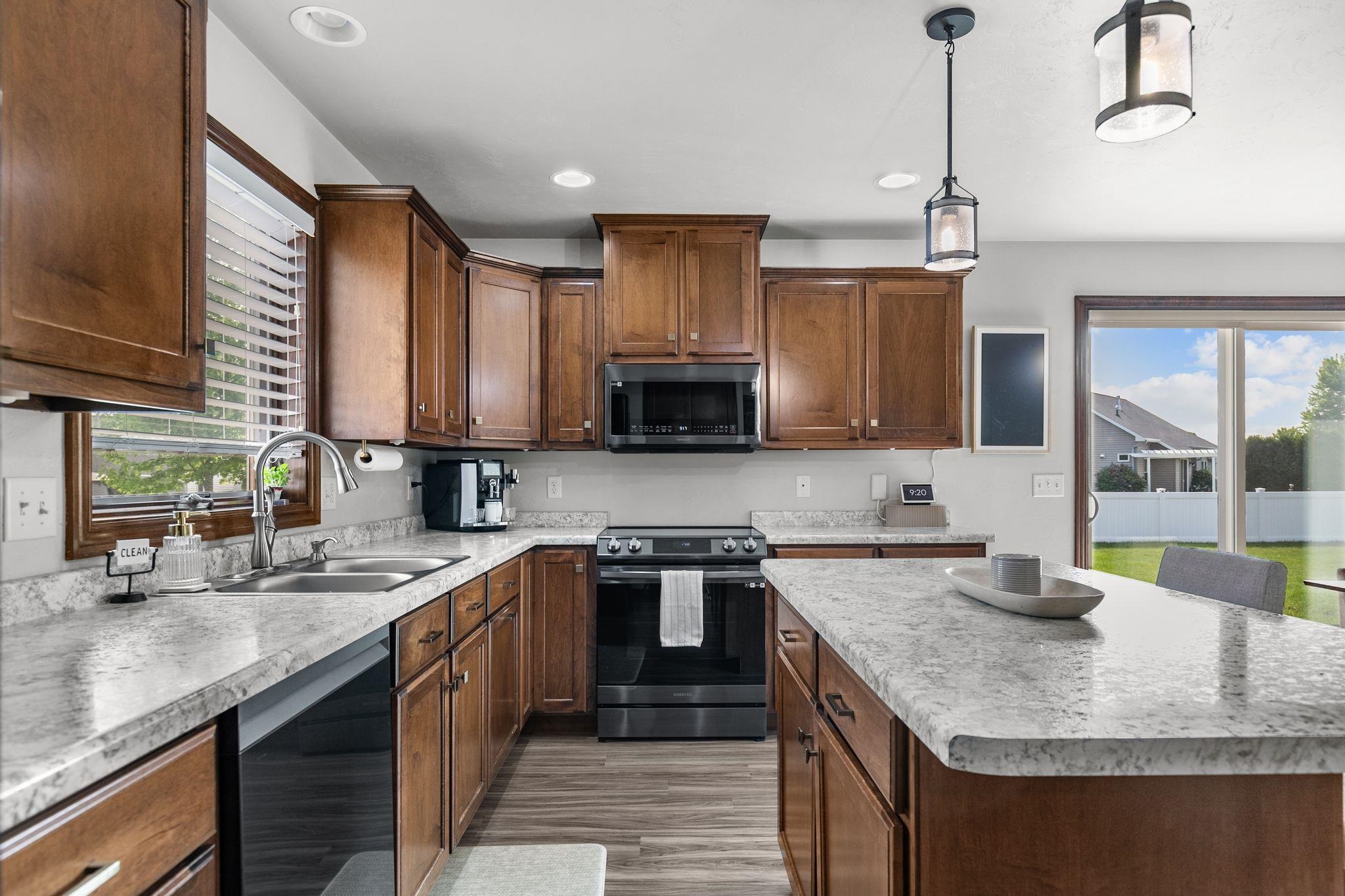 GREENVILLE, Wisconsin, 54942, United States, 4 Bedrooms Bedrooms, ,4 BathroomsBathrooms,Residential,For Sale,1911412
