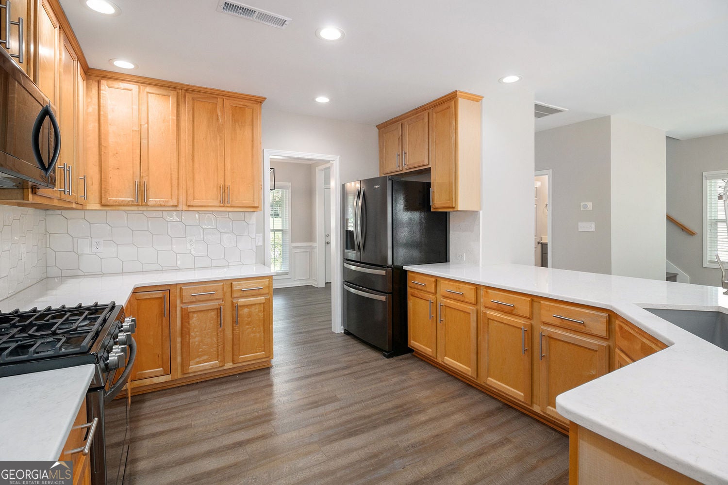 Newnan, Georgia, 30265, United States, 4 Bedrooms Bedrooms, ,3 BathroomsBathrooms,Residential,For Sale,1922680