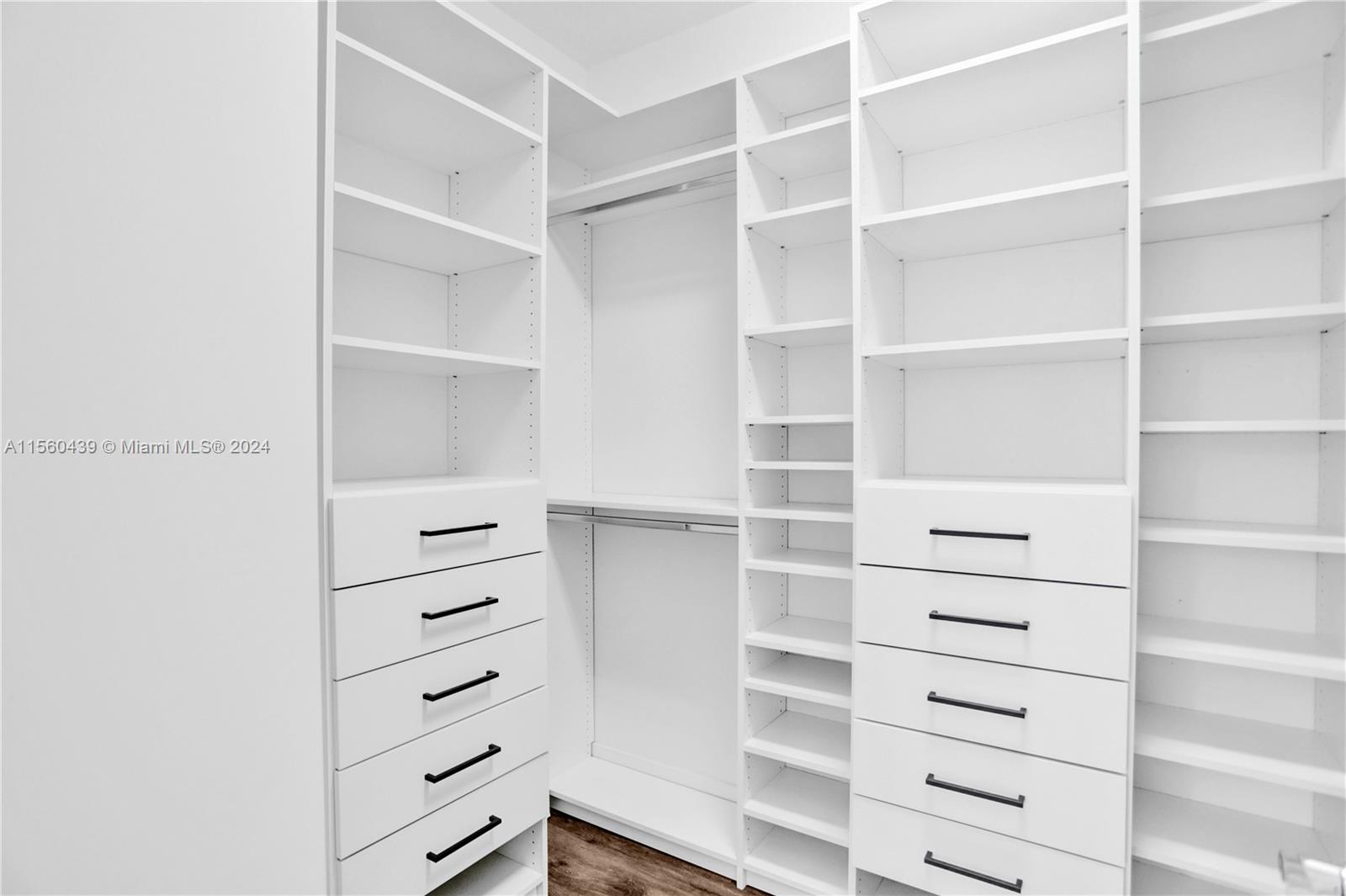 4334 Large Leaf Ln, Hollywood, Florida, 33021, United States, 6 Bedrooms Bedrooms, ,4 BathroomsBathrooms,Residential,For Sale,4334 Large Leaf Ln,1500872