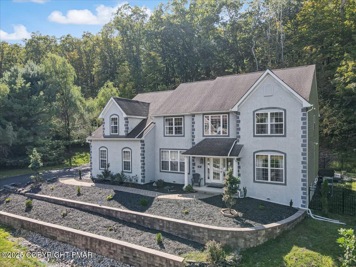 East Stroudsburg, Pennsylvania, 18302, United States, 5 Bedrooms Bedrooms, ,4 BathroomsBathrooms,Residential,For Sale,1980579