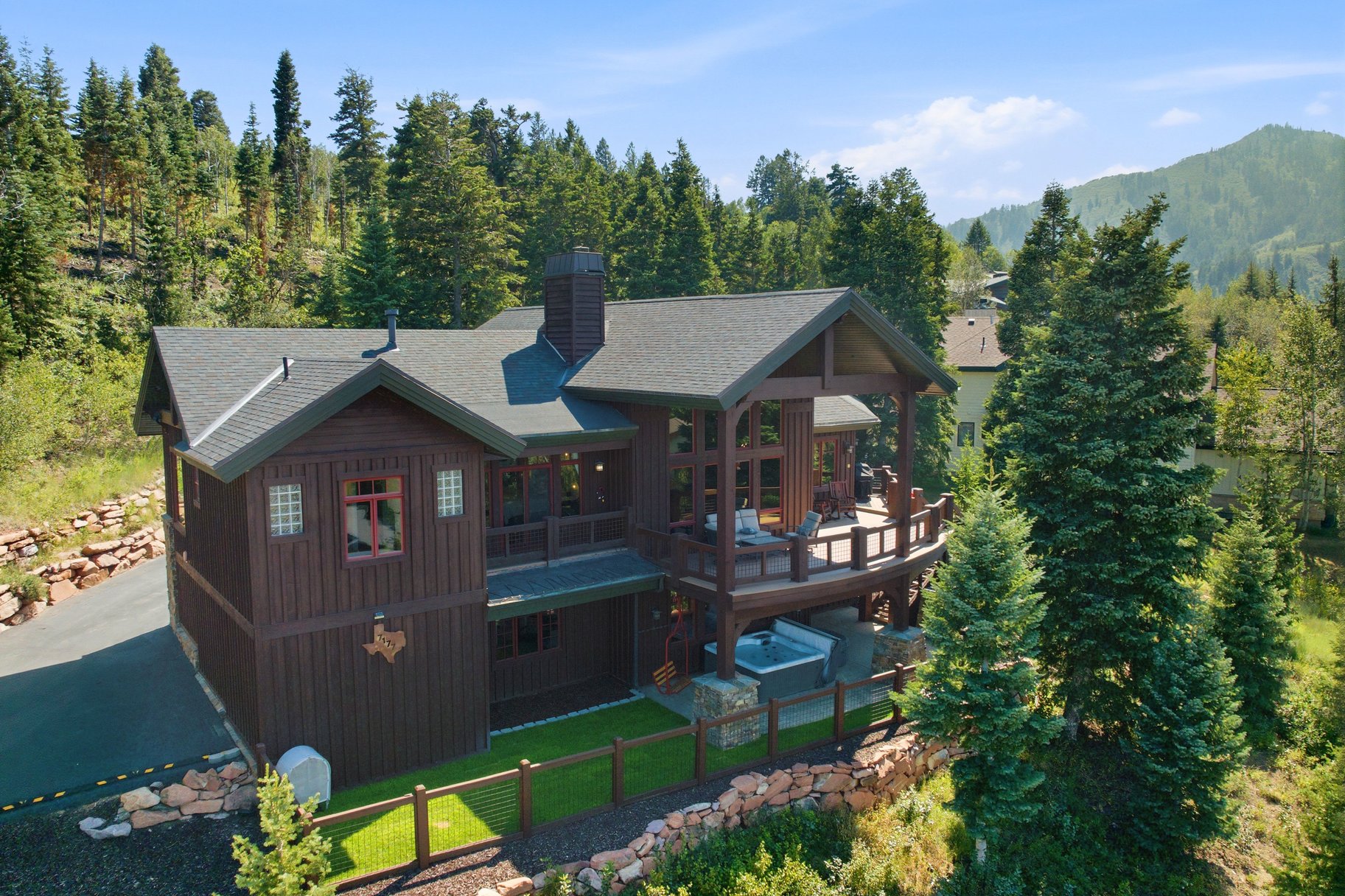  Mountain Estate in Pinebrook - 物件實景