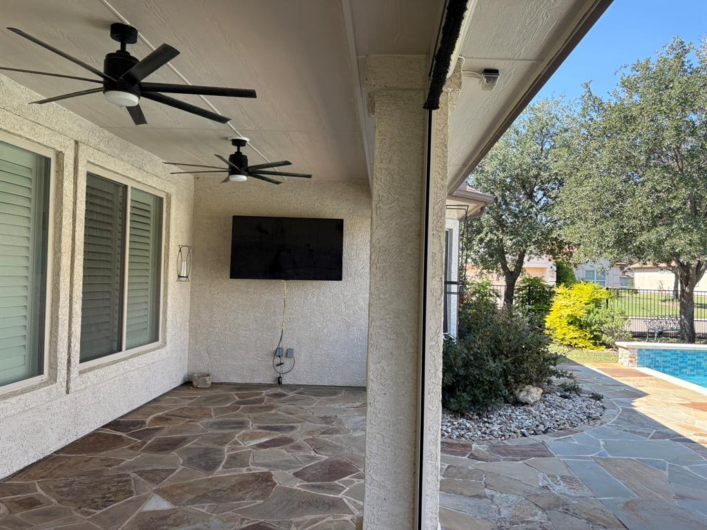 Denton, Texas, 76207, United States, 2 Bedrooms Bedrooms, ,3 BathroomsBathrooms,Residential,For Sale,1981662