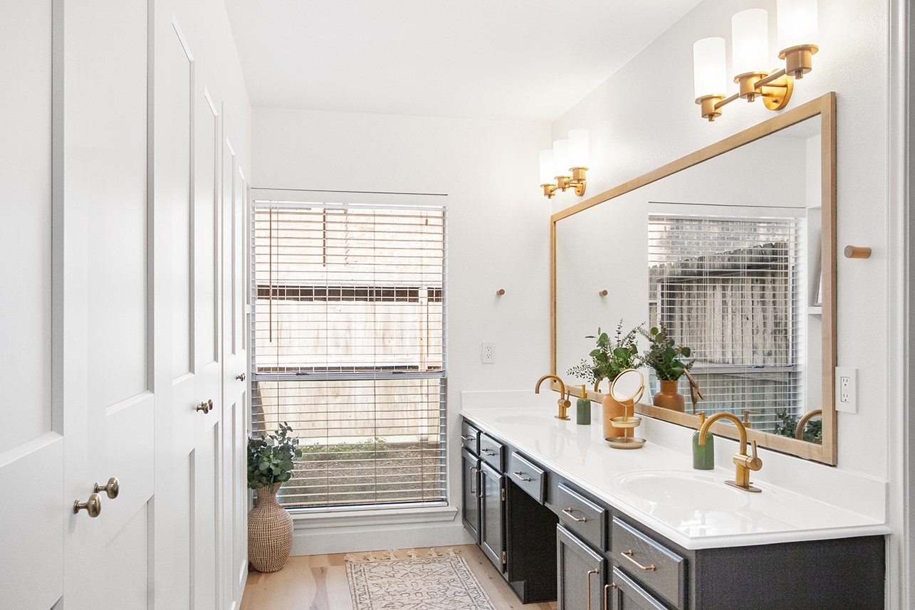 The Woodlands, Texas, 77381, United States, 3 Bedrooms Bedrooms, ,3 BathroomsBathrooms,Residential,For Sale,1970094