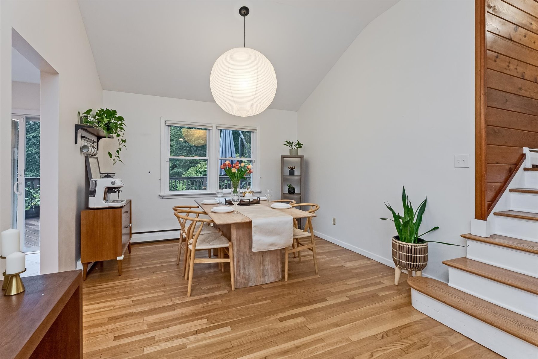  Modern Comforts - Inviting Living Spaces - Prime Location - 物件實景