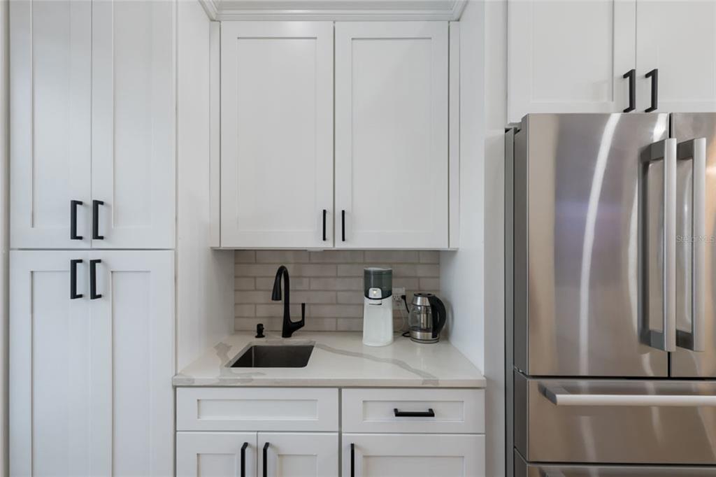 Osprey, Florida, 34229, United States, 4 Bedrooms Bedrooms, ,2 BathroomsBathrooms,Residential,For Sale,2003477