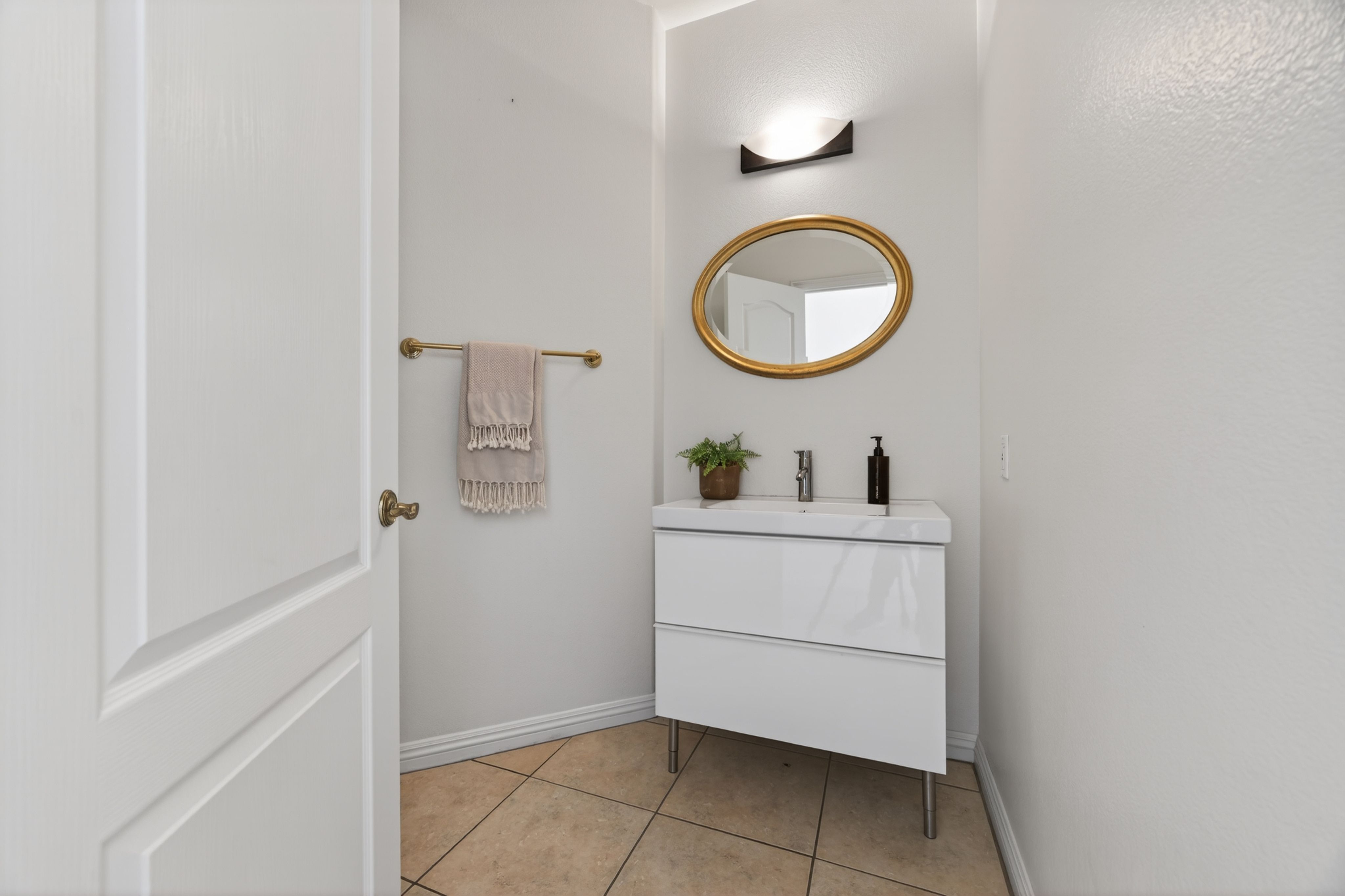  1602 Grace Court, Camarillo, CA 93010 - 物件實景