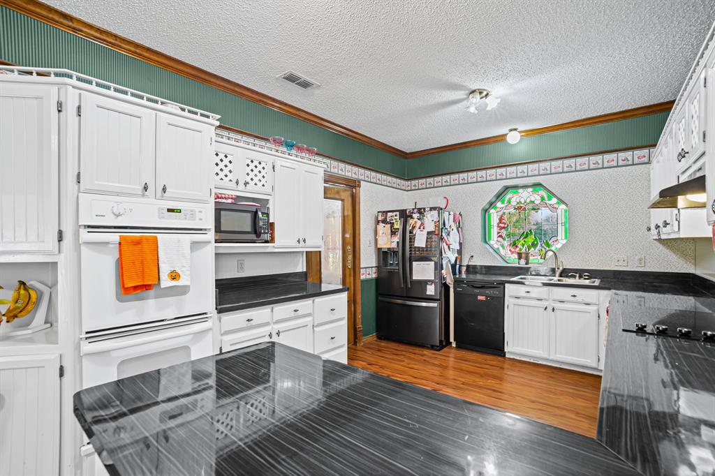 Palmer, Texas, 75152, United States, 4 Bedrooms Bedrooms, ,4 BathroomsBathrooms,Residential,For Sale,1943207