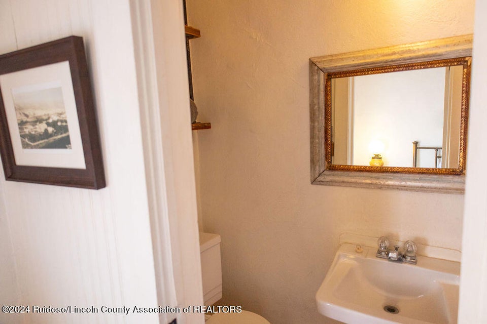 Lincoln, New Mexico, 88338, United States, 7 Bedrooms Bedrooms, ,9 BathroomsBathrooms,Residential,For Sale,1974977