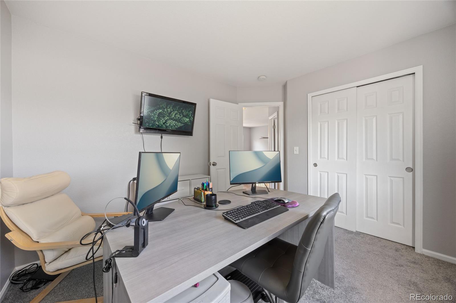 Aurora, Colorado, 80014, United States, 4 Bedrooms Bedrooms, ,2 BathroomsBathrooms,Residential,For Sale,1988194