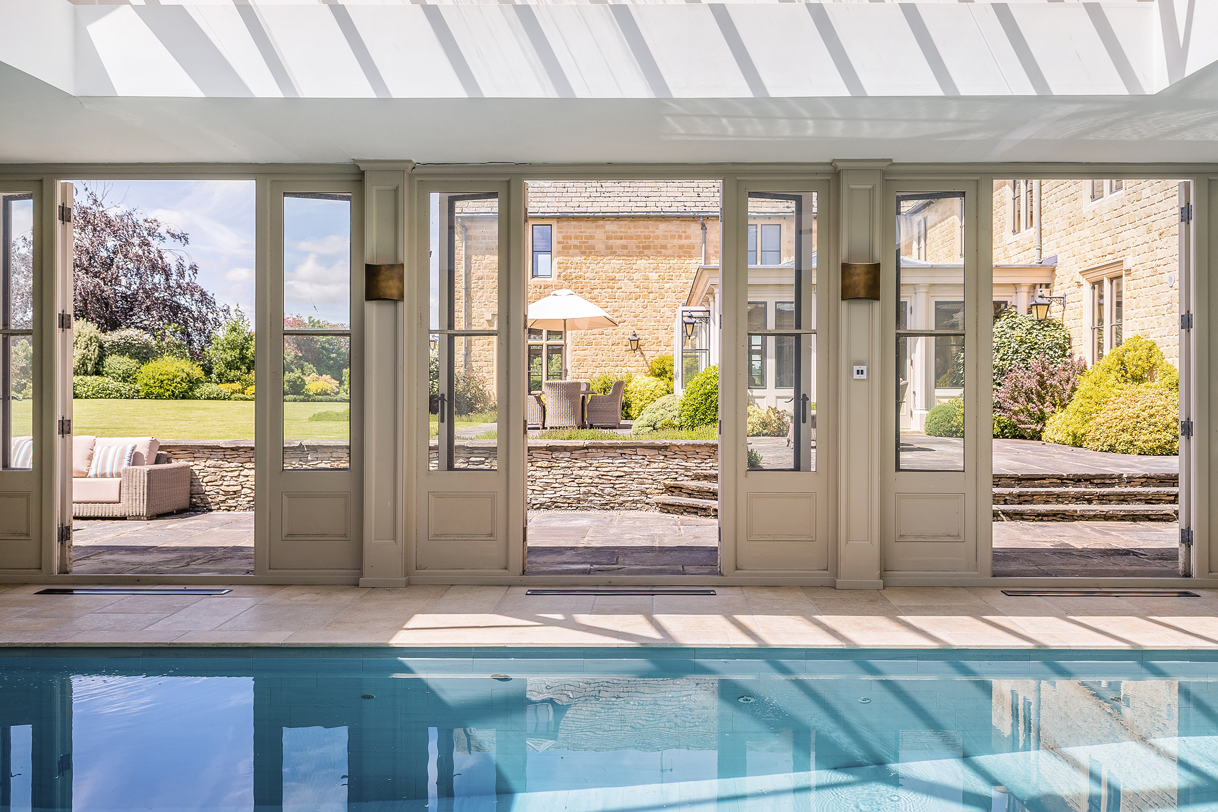  An Impressive Country Estate with Indoor Pool and Equestrian Facilities - 物件實景