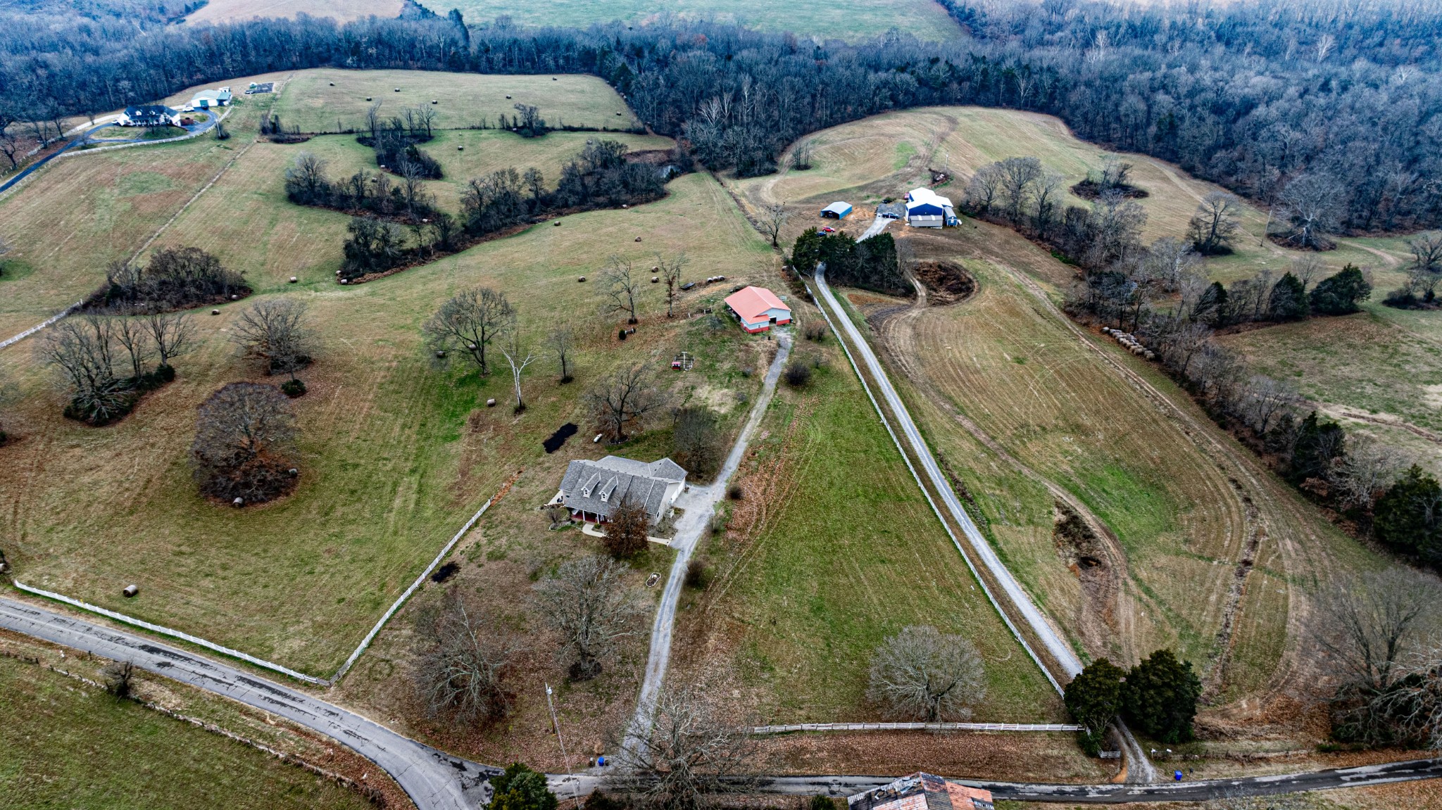 Scottsville, Kentucky, 42164, United States, 4 Bedrooms Bedrooms, ,4 BathroomsBathrooms,Residential,For Sale,2002114