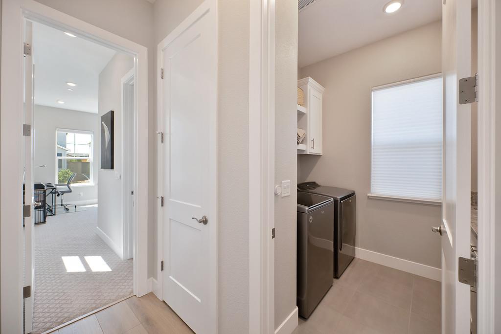 Roseville, California, 95747, United States, 4 Bedrooms Bedrooms, ,4 BathroomsBathrooms,Residential,For Sale,1927249