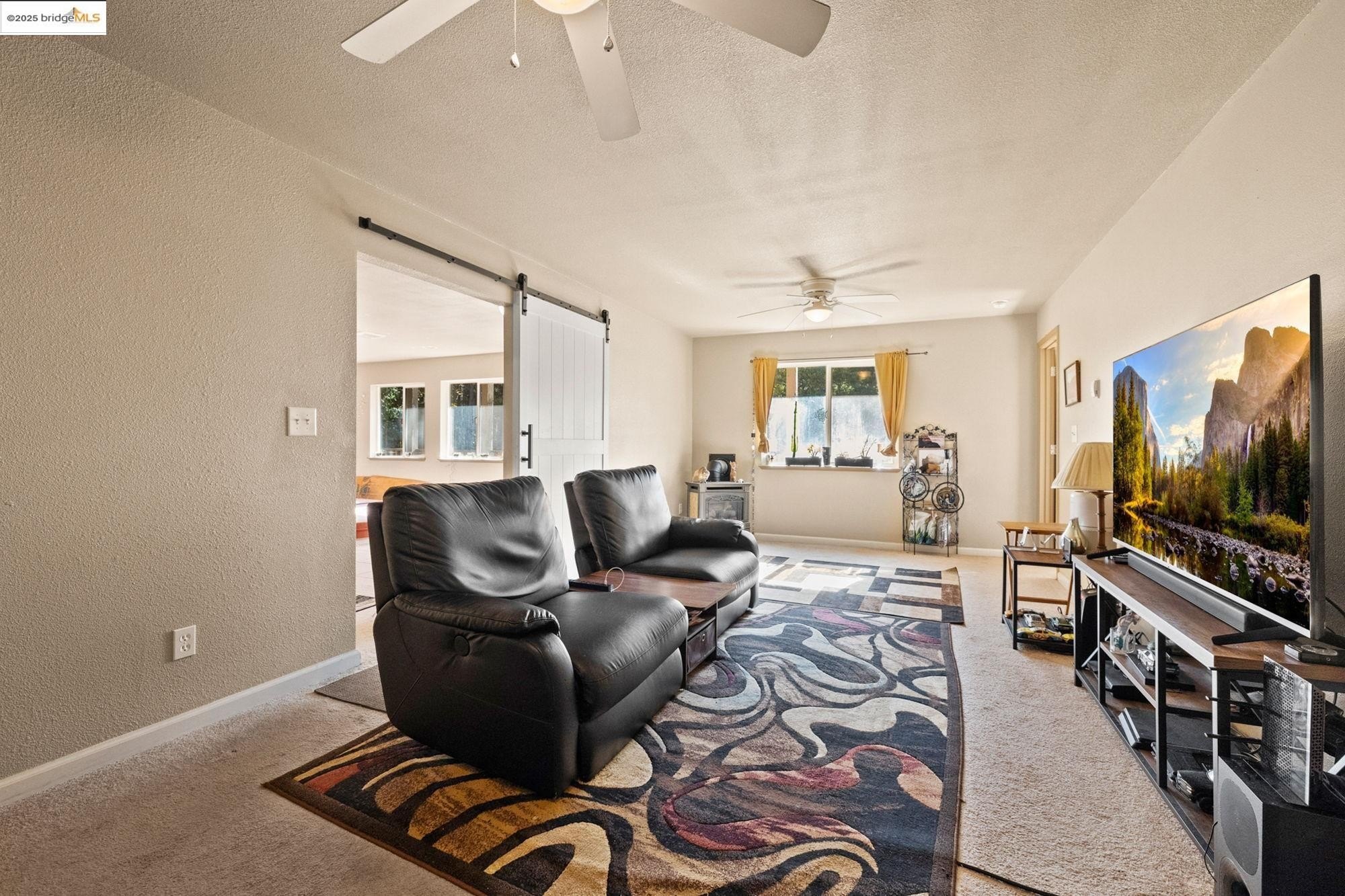 Sonora, California, 95370, United States, 5 Bedrooms Bedrooms, ,3 BathroomsBathrooms,Residential,For Sale,1979113