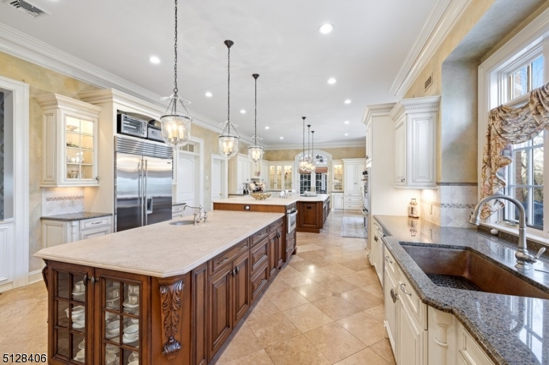 Bernardsville Boro, New Jersey, 07924, United States, 6 Bedrooms Bedrooms, ,10 BathroomsBathrooms,Residential,For Sale,1868903