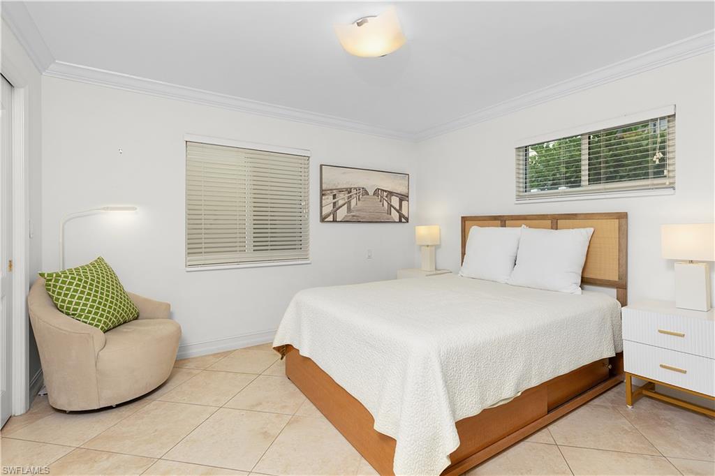 Naples, Florida, 34102, United States, 2 Bedrooms Bedrooms, ,2 BathroomsBathrooms,Residential,For Sale,1987994