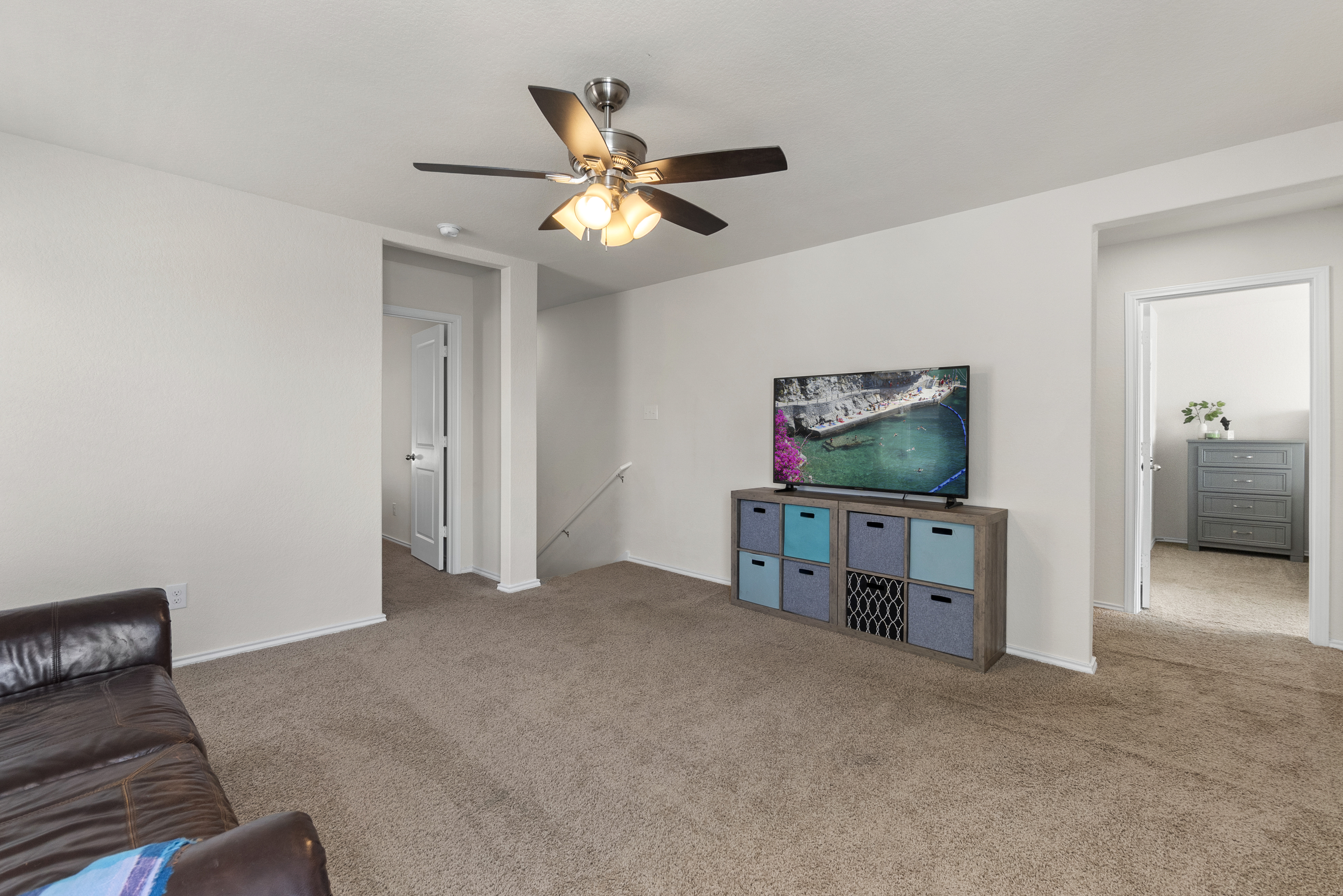  New Braunfels Living with a 2.99% Assumable VA Loan - 物件實景