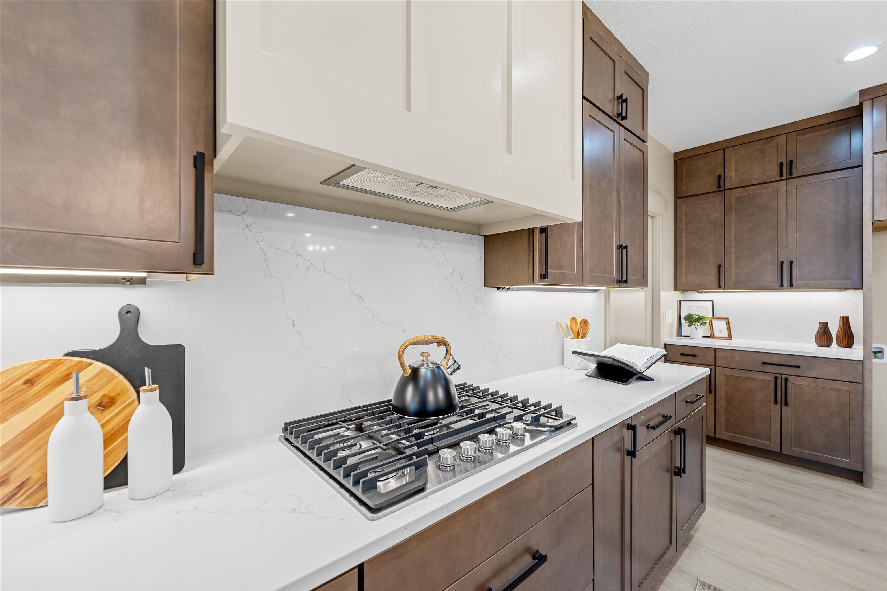 Salina, Kansas, 67401, United States, 3 Bedrooms Bedrooms, ,3 BathroomsBathrooms,Residential,For Sale,1956761