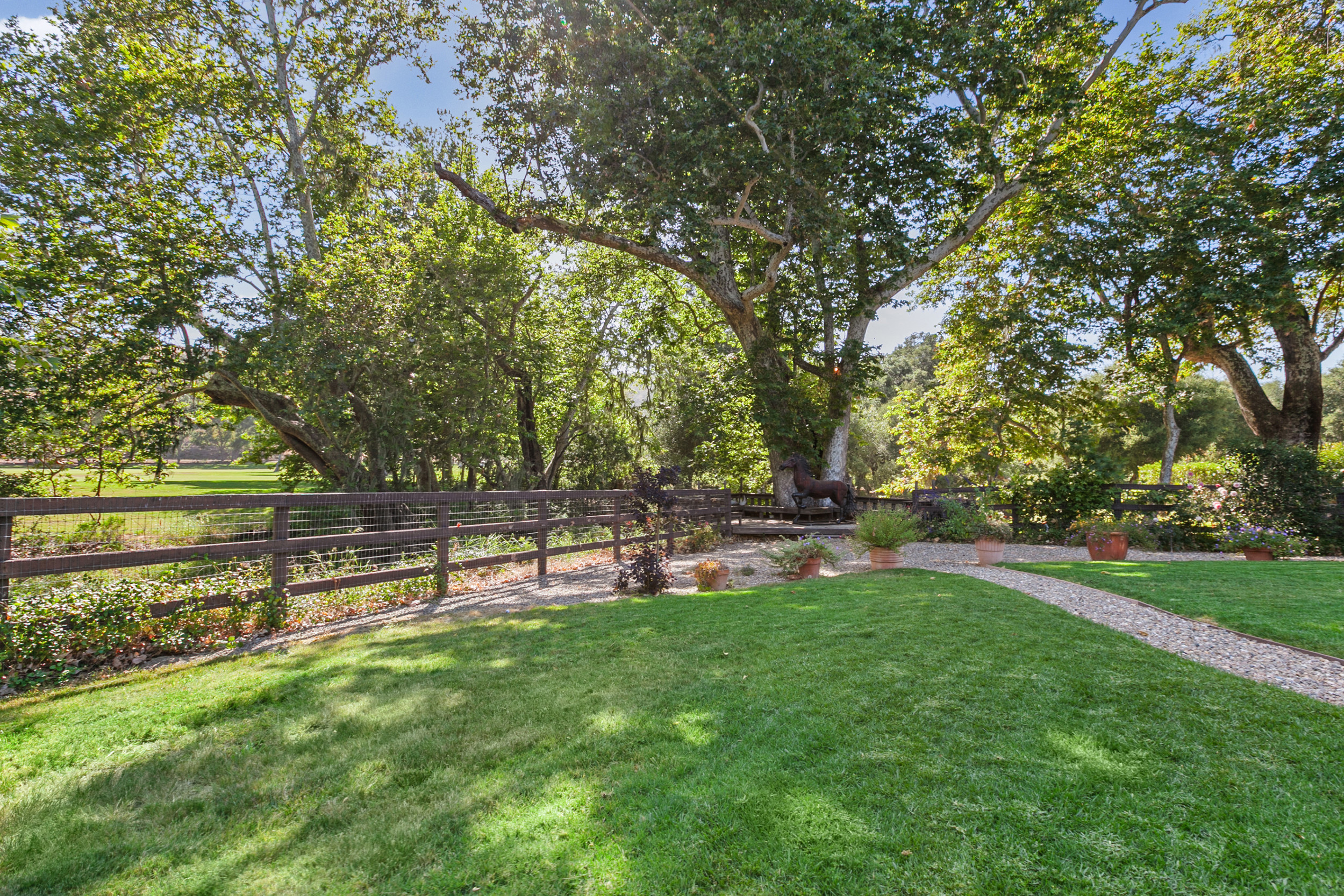  A Timeless Alisal Ranch Retreat - 物件實景