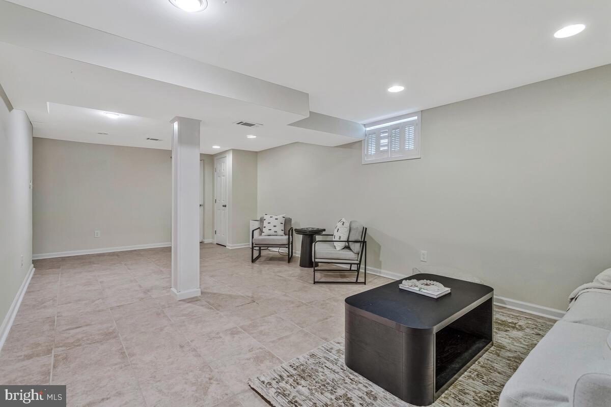 Upper Marlboro, Maryland, 20774, United States, 4 Bedrooms Bedrooms, ,3 BathroomsBathrooms,Residential,For Sale,1857912
