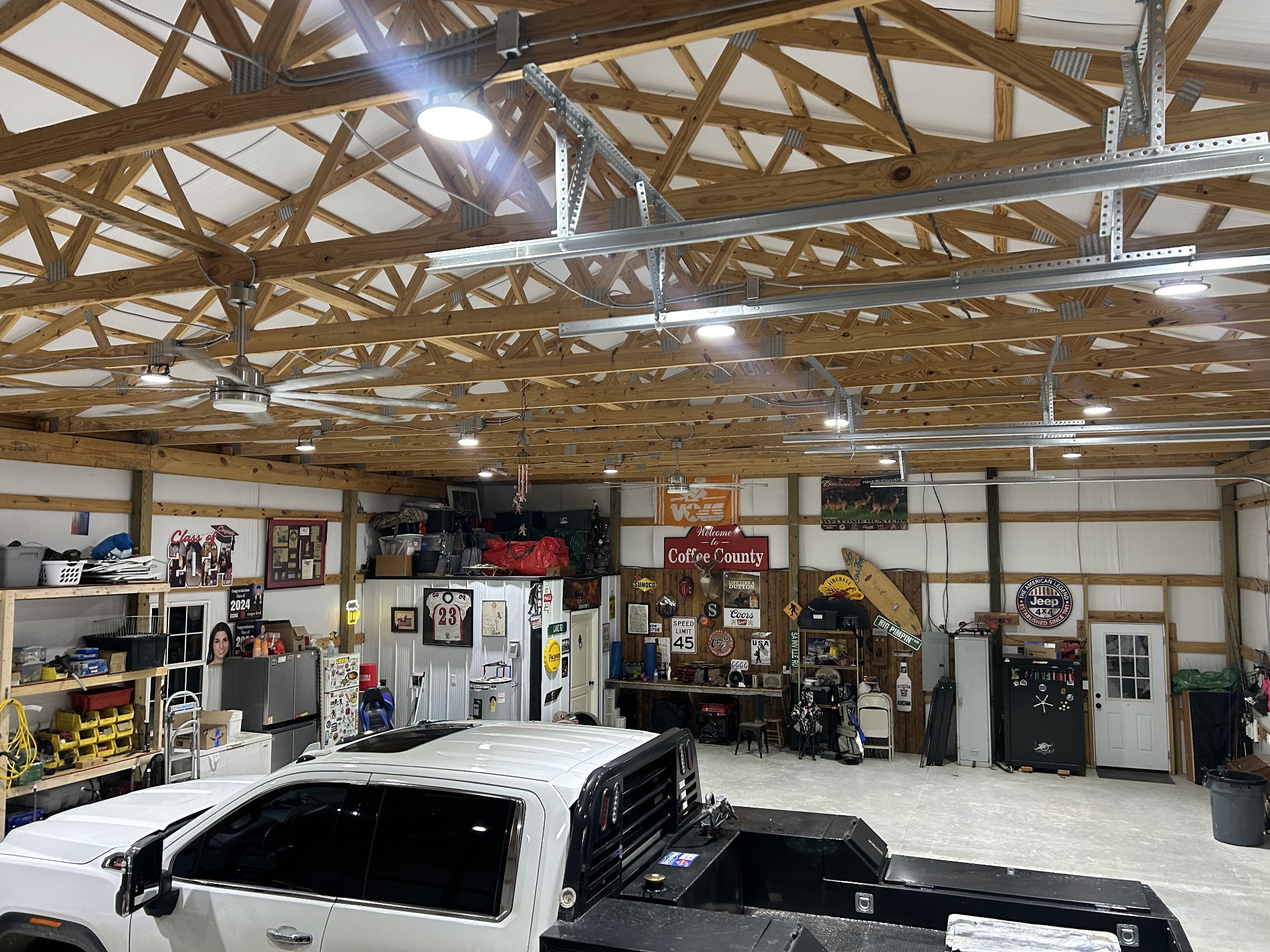 Manchester, Tennessee, 37355, United States, 4 Bedrooms Bedrooms, ,3 BathroomsBathrooms,Residential,For Sale,2015723