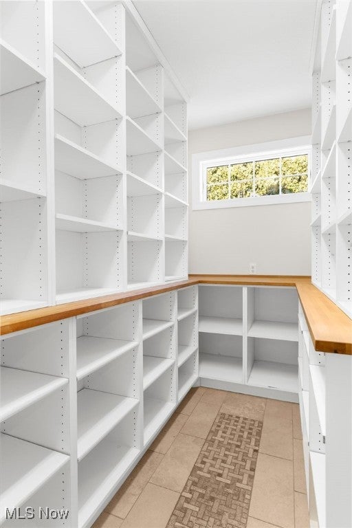 Canfield, Ohio, 44406, United States, 5 Bedrooms Bedrooms, ,5 BathroomsBathrooms,Residential,For Sale,2005760