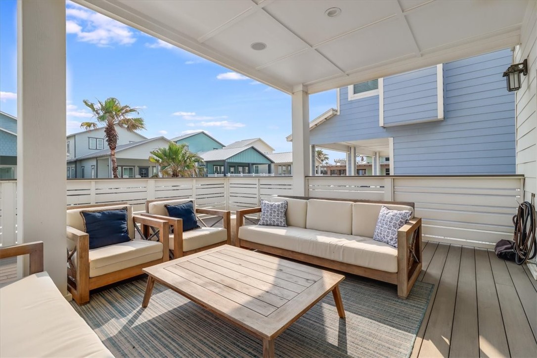 Port Aransas, Texas, 78373, United States, 6 Bedrooms Bedrooms, ,5 BathroomsBathrooms,Residential,For Sale,1829566