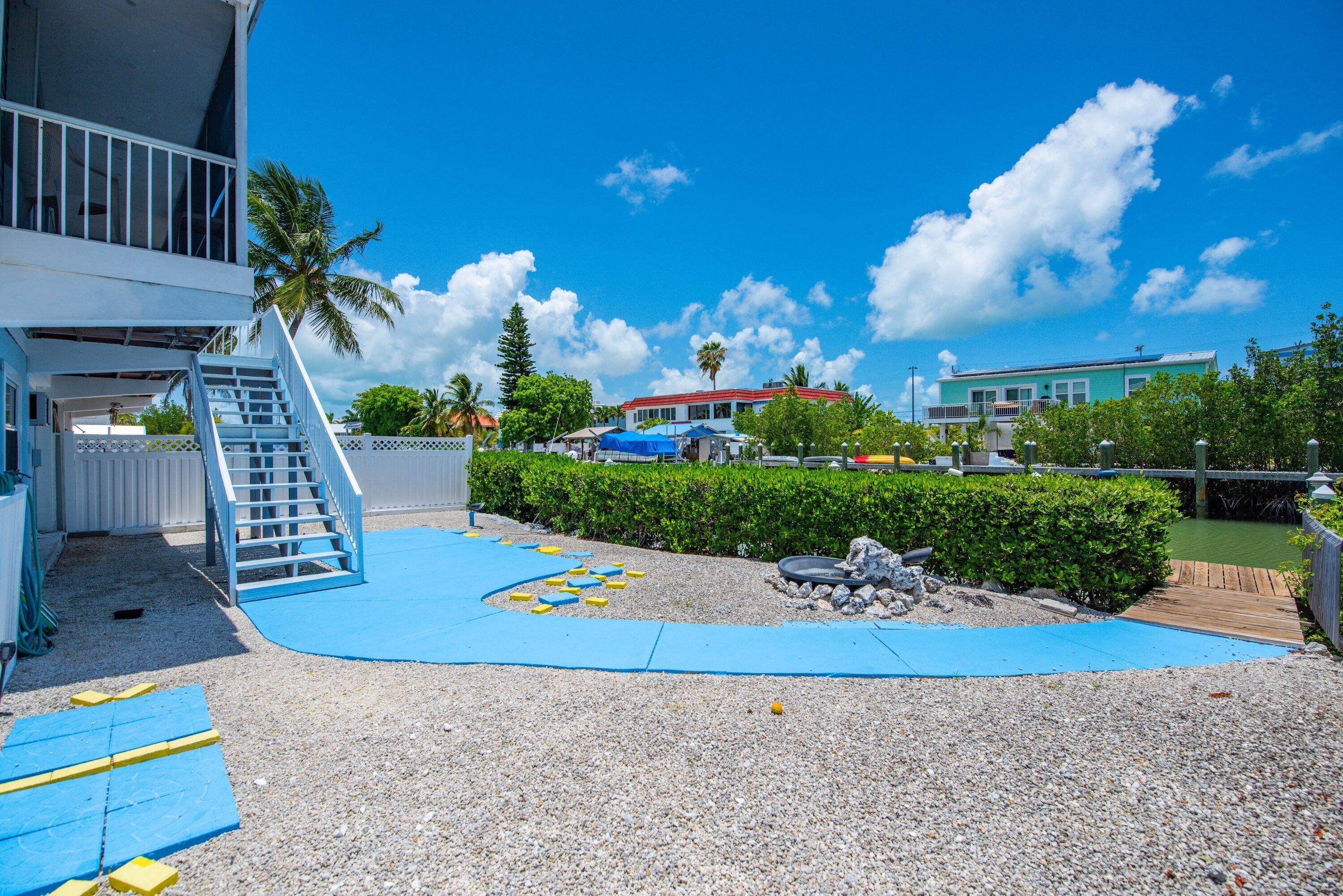 MARATHON, Florida, 33050, United States, 2 Bedrooms Bedrooms, ,2 BathroomsBathrooms,Residential,For Sale,1885329